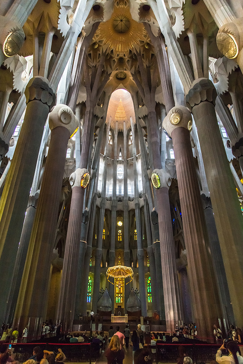 I jeszcze Sagrada Familia dla porównania stylów i splendoru