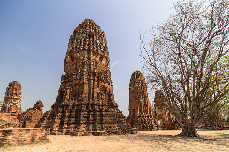 Styl khmerski w Ayutthaya Wat Mahathat