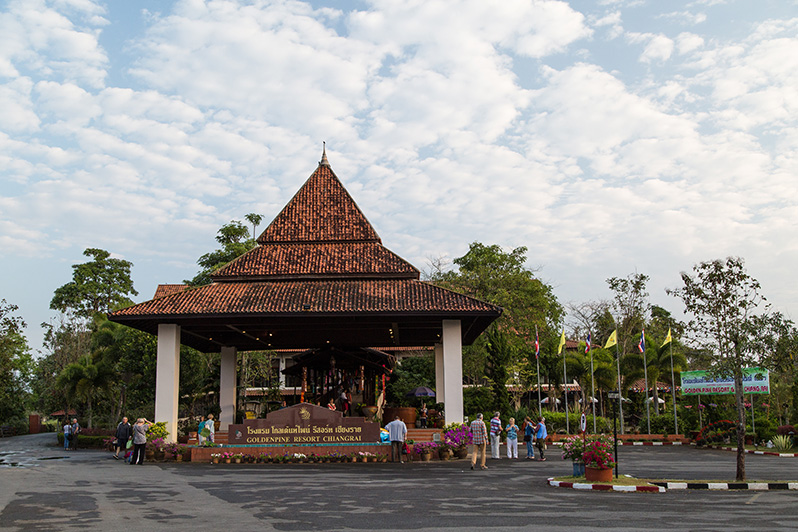 Hotel Golden Pine Resort Chiang Rai - Debeściak na trasie.